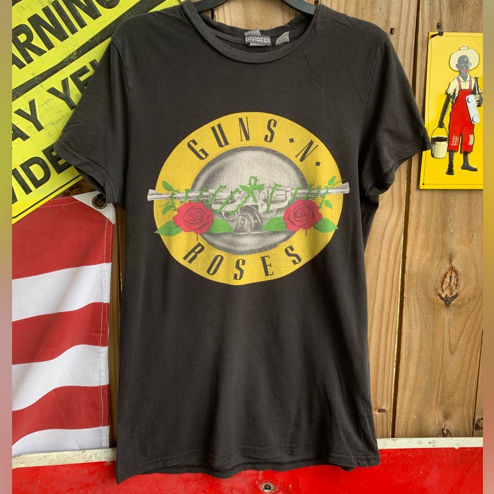 Guns and Roses band T-shirt Size XS